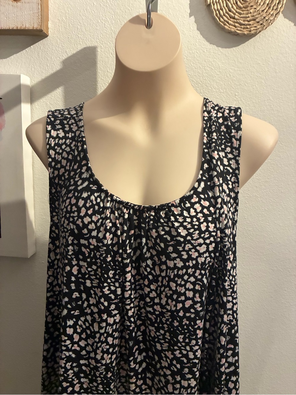 Ellen Tracy Black Dress with White and Blush Spot Print - Picture 3 of 7